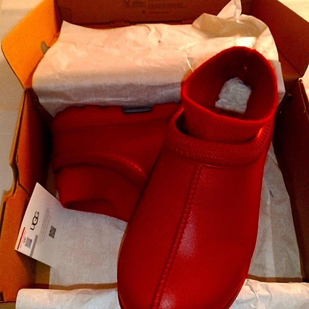 UGG SHOES